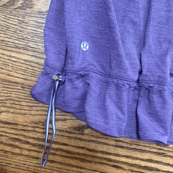Lululemon purple tank top with built in sports bra. Size 4 - Picture 4 of 5
